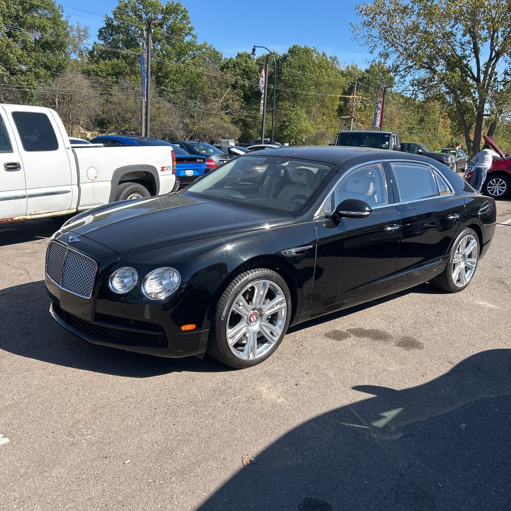 2015 Bentley Flying Spur Base