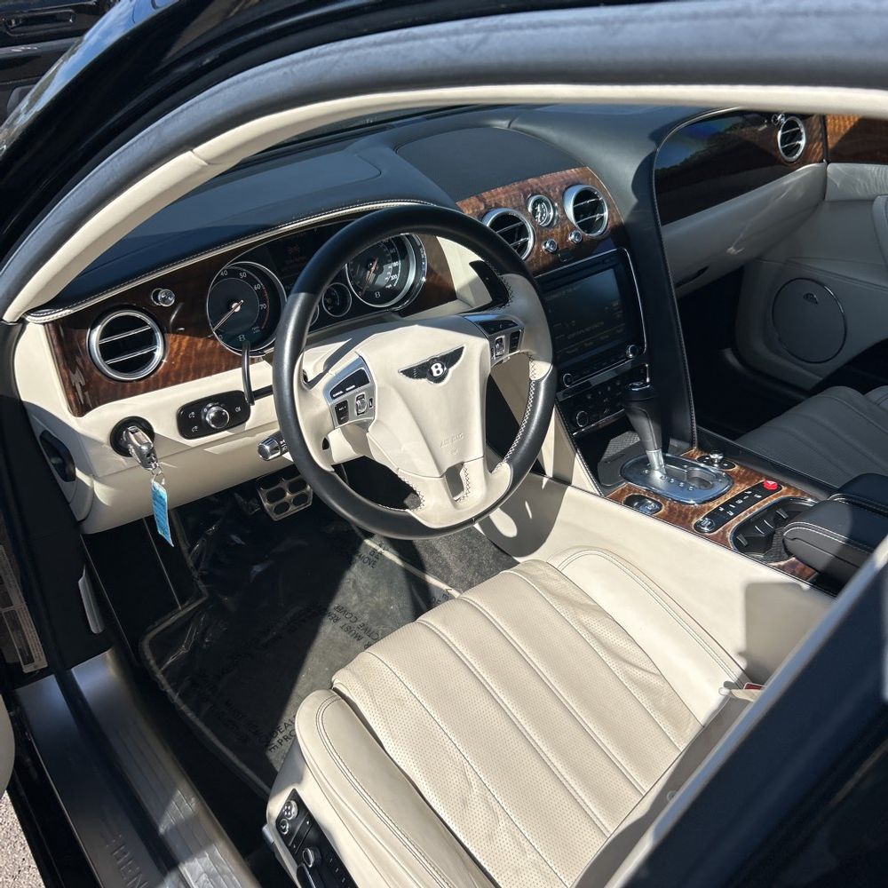 2015 Bentley Flying Spur Base