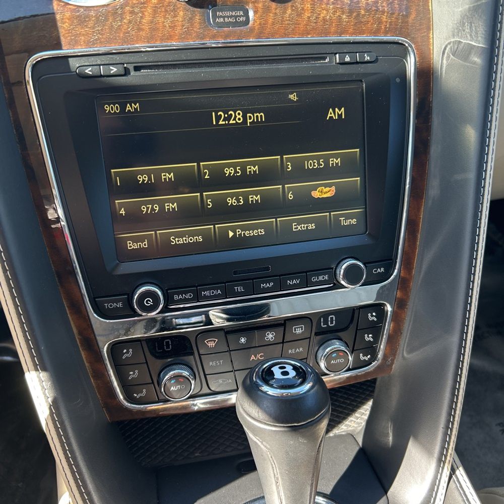 2015 Bentley Flying Spur Base