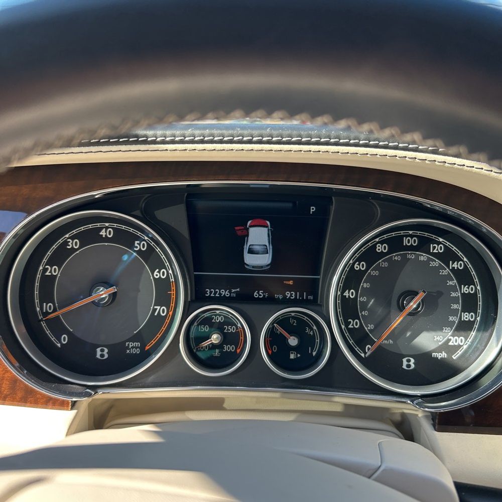 2015 Bentley Flying Spur Base