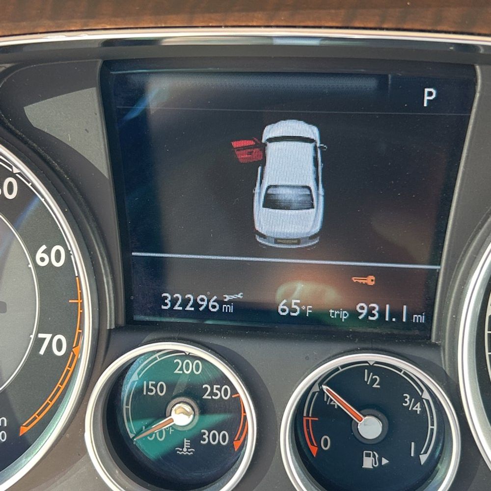 2015 Bentley Flying Spur Base