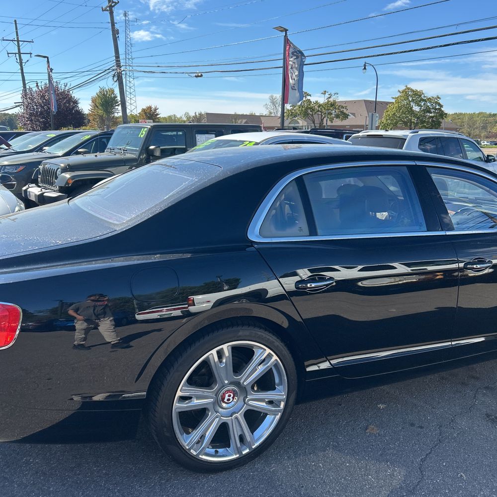 2015 Bentley Flying Spur Base