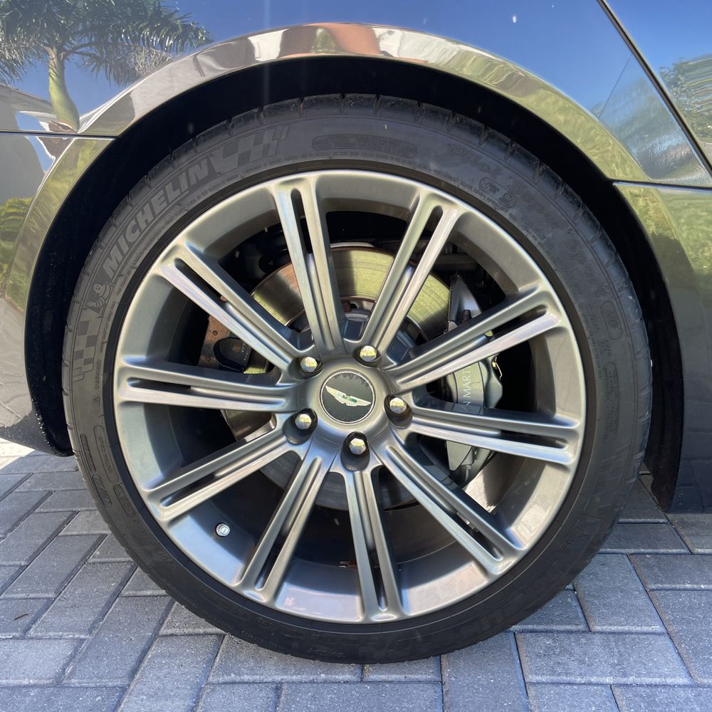 2010 Aston Martin Rapide Base 4D Sedan