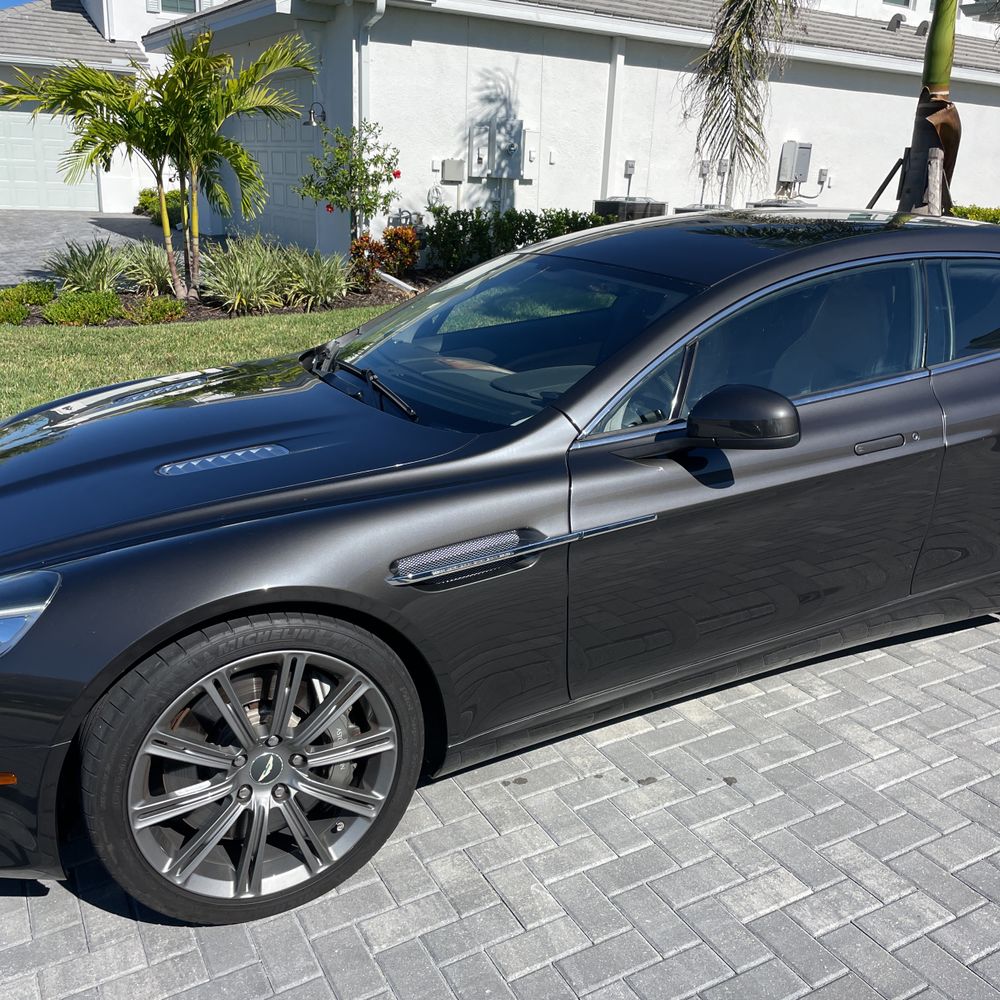 2010 Aston Martin Rapide Base 4D Sedan