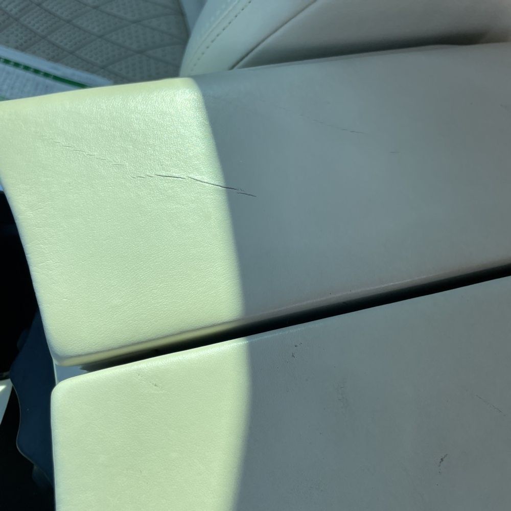 2021 Aston Martin DBX Base