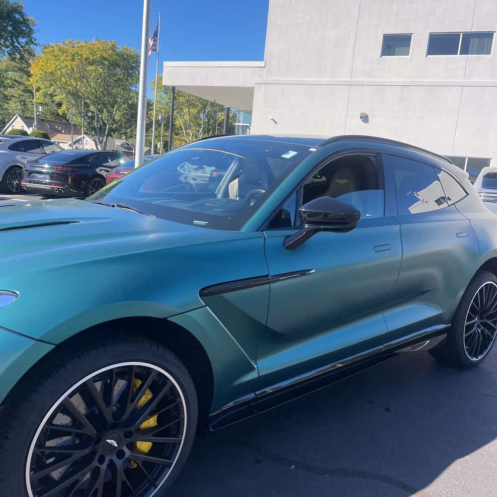 2023 Aston Martin DBX 707