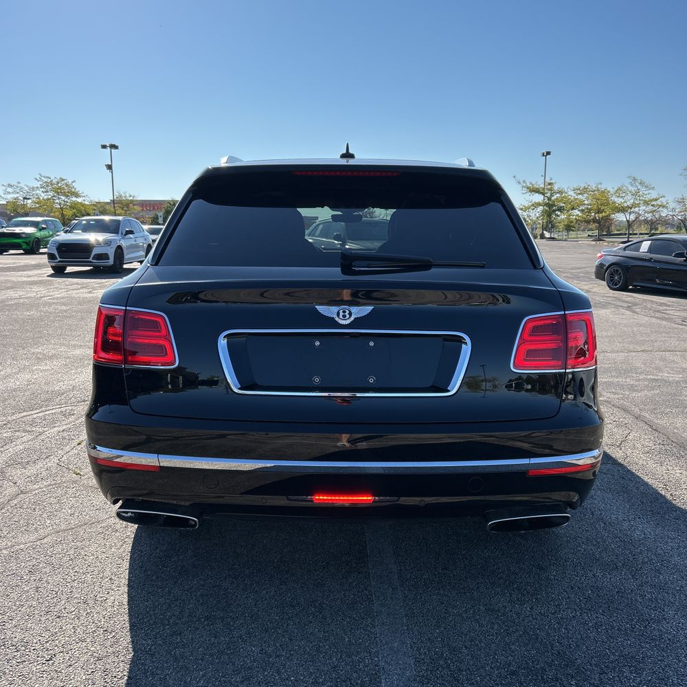 2017 Bentley Bentayga Base