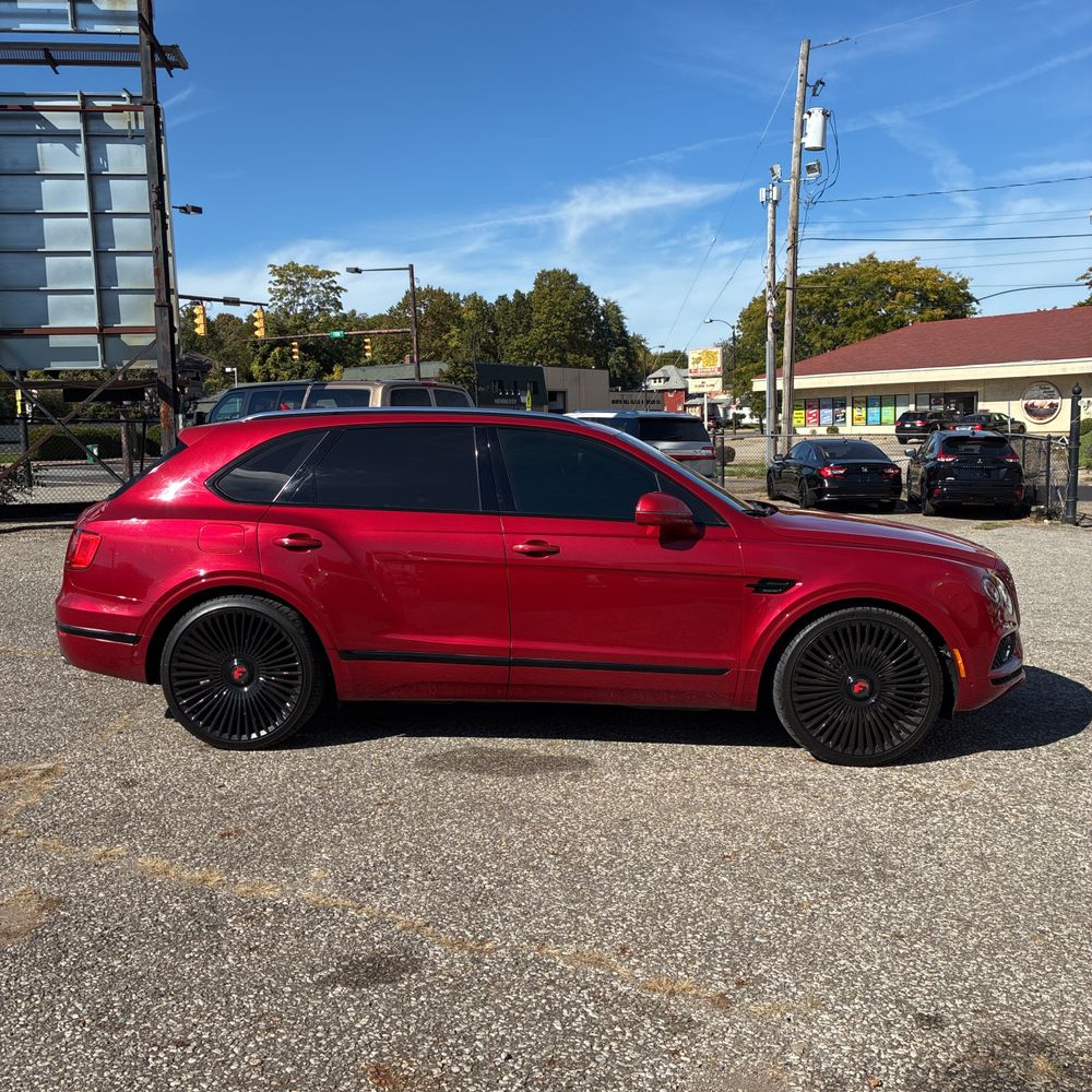 2017 Bentley Bentayga Base