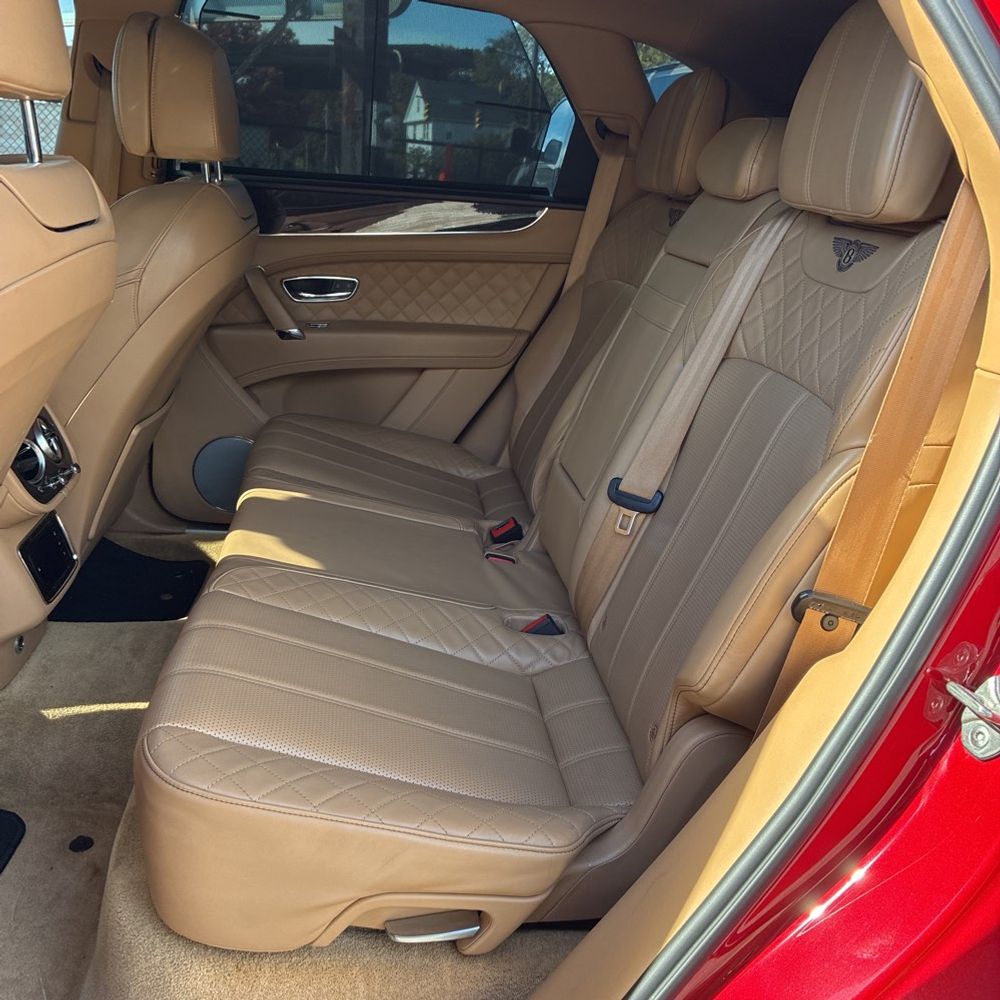 2017 Bentley Bentayga Base