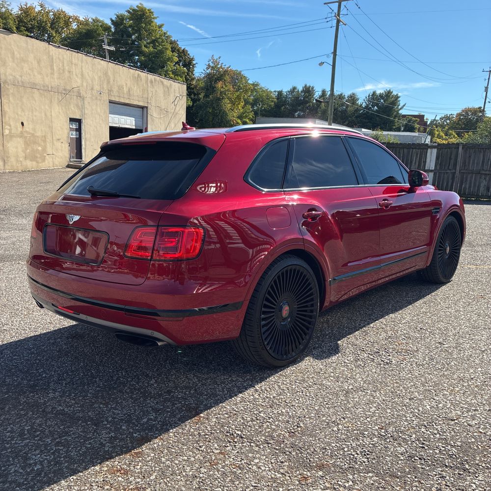 2017 Bentley Bentayga Base
