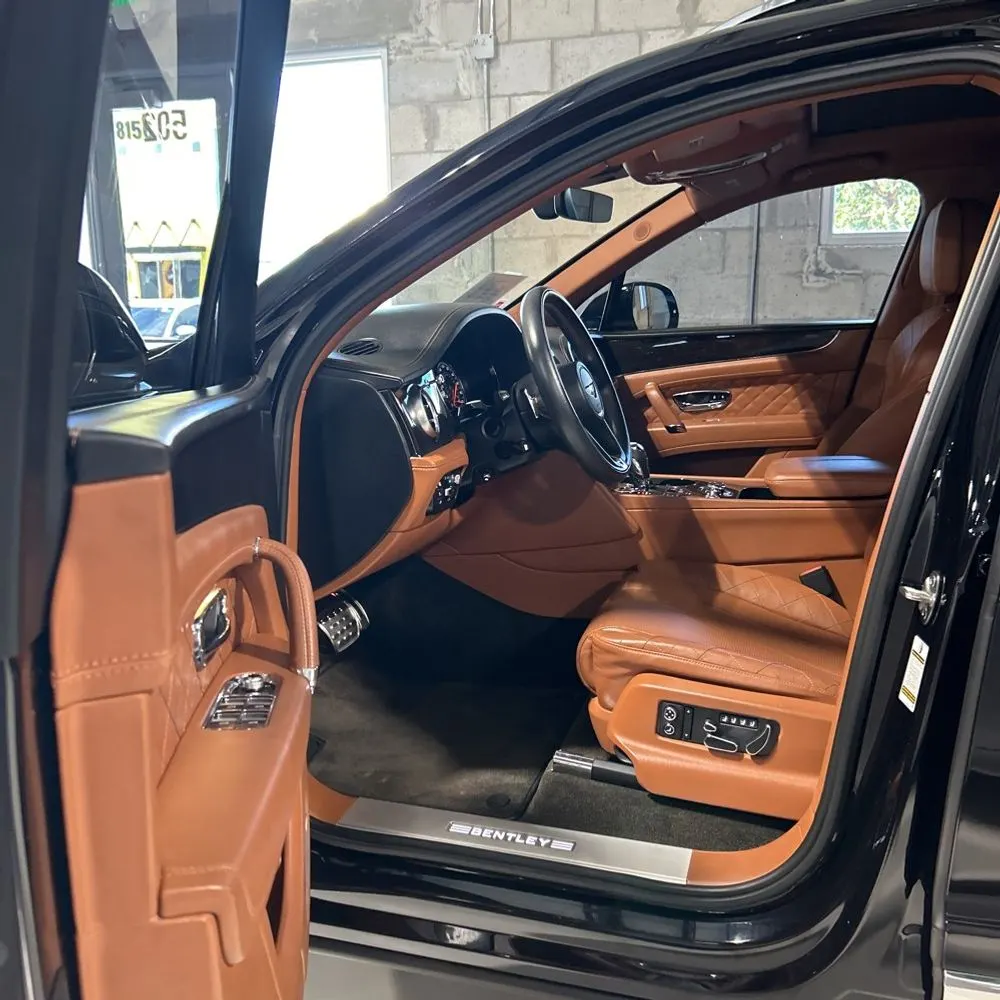 2017 Bentley Bentayga Base