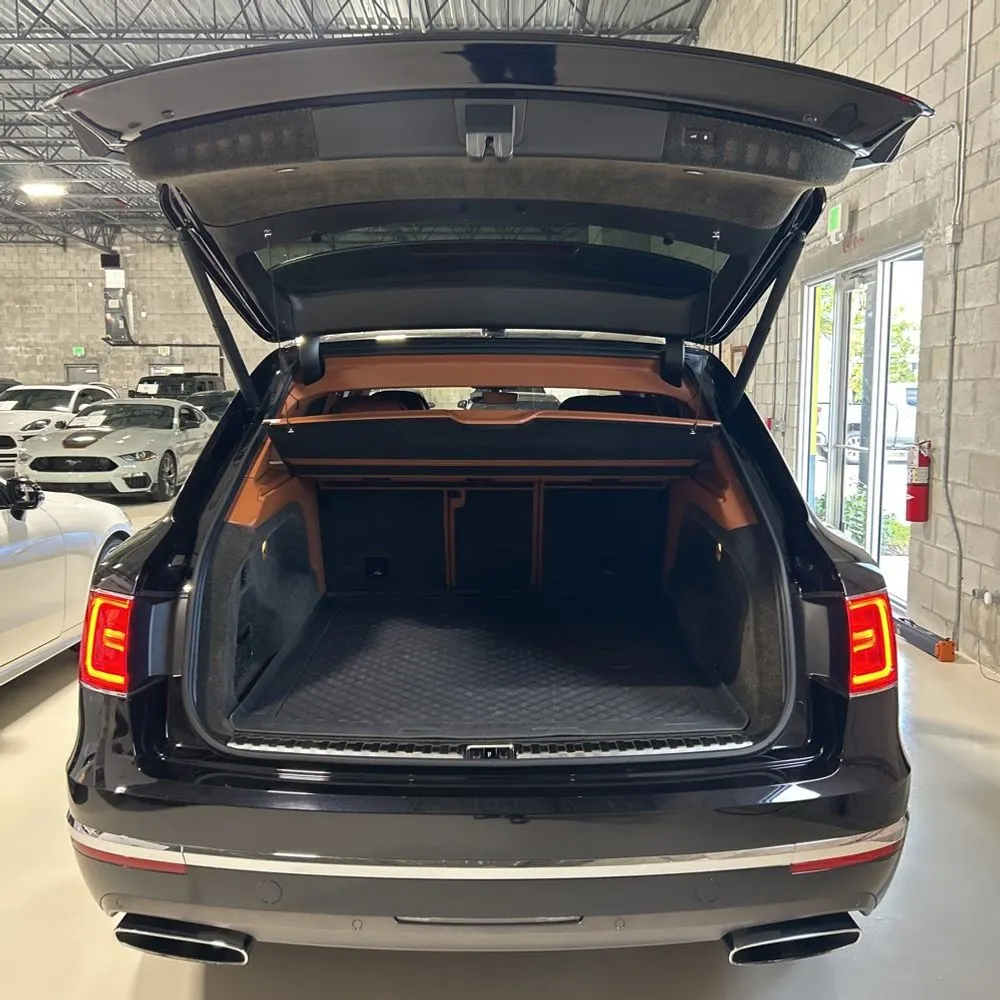 2017 Bentley Bentayga Base
