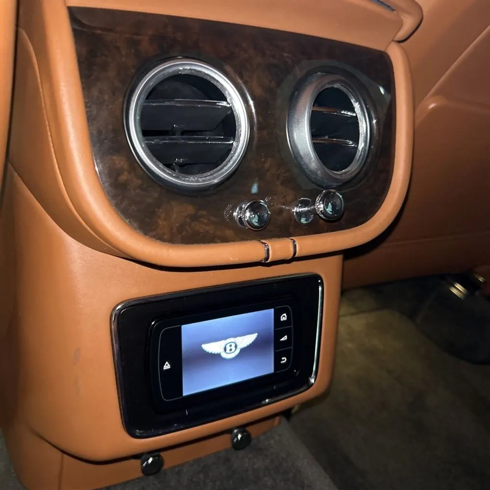 2017 Bentley Bentayga Base