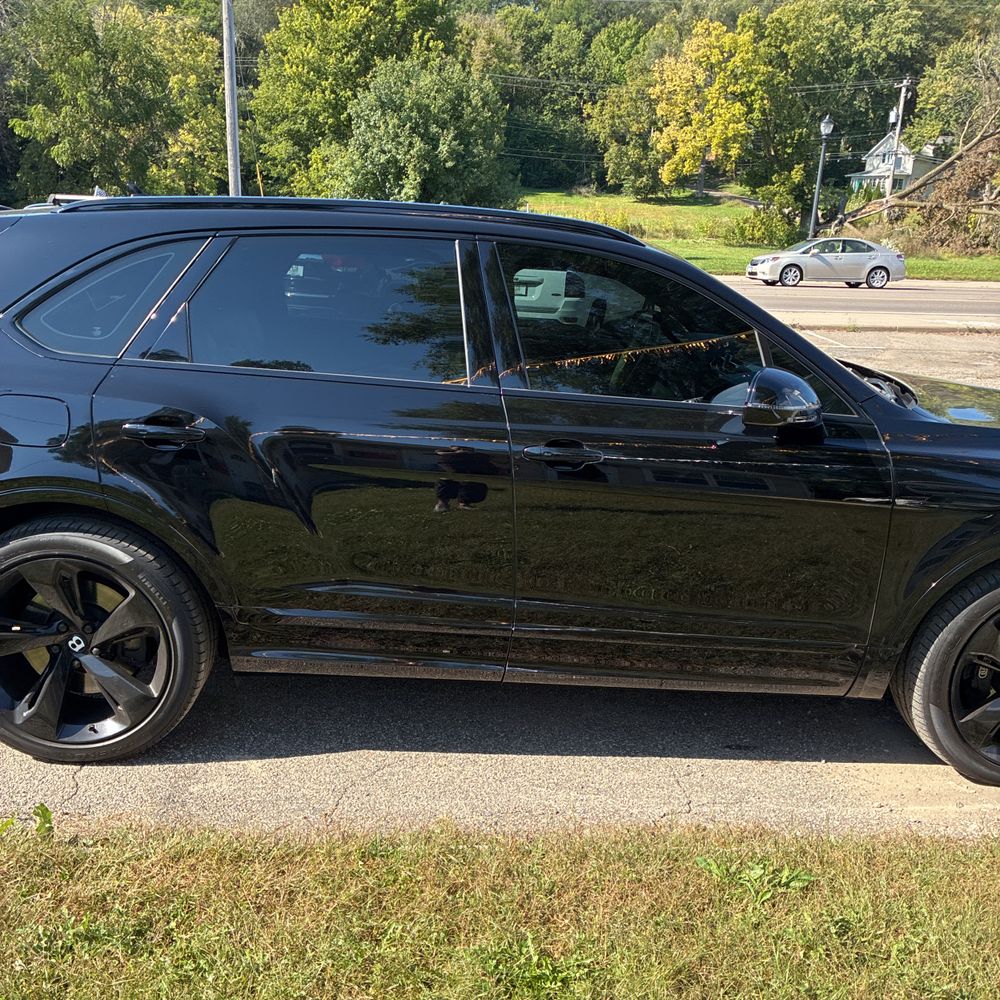 2021 Bentley Bentayga V8