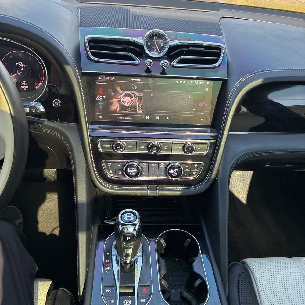 2021 Bentley Bentayga V8