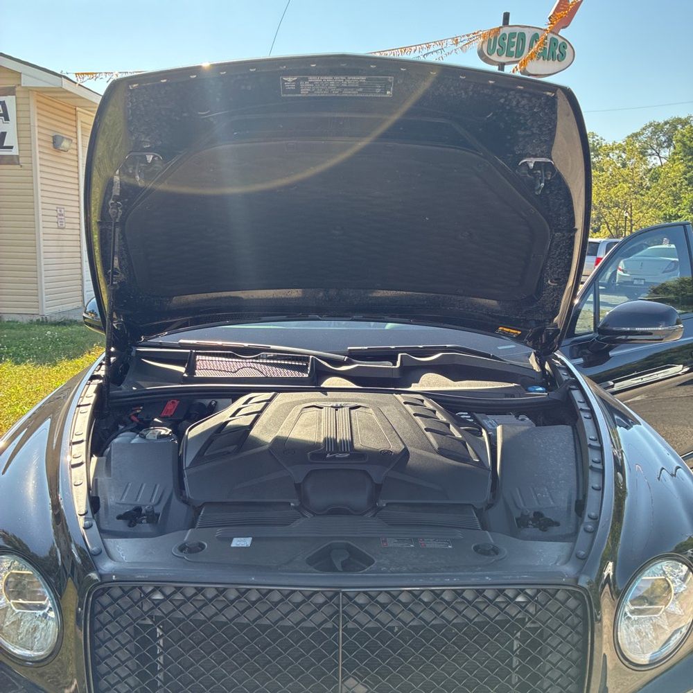 2021 Bentley Bentayga V8