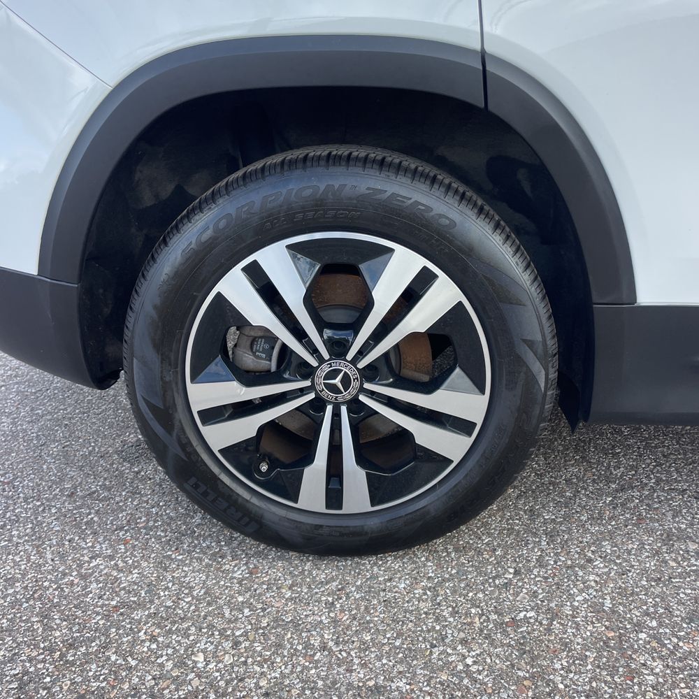 2024 Mercedes-Benz GLB GLB 250 4MATIC