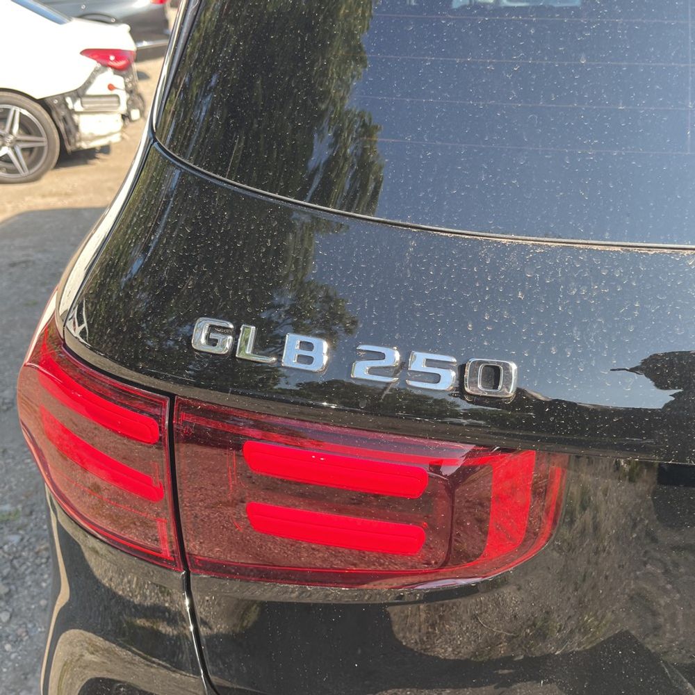 2025 Mercedes-Benz GLB GLB 250 4MATIC