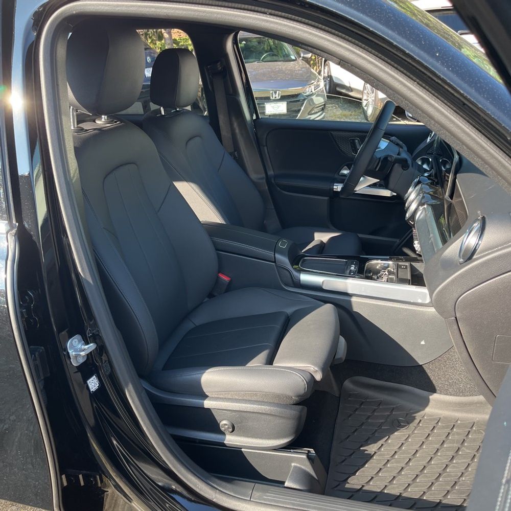 2025 Mercedes-Benz GLB GLB 250 4MATIC