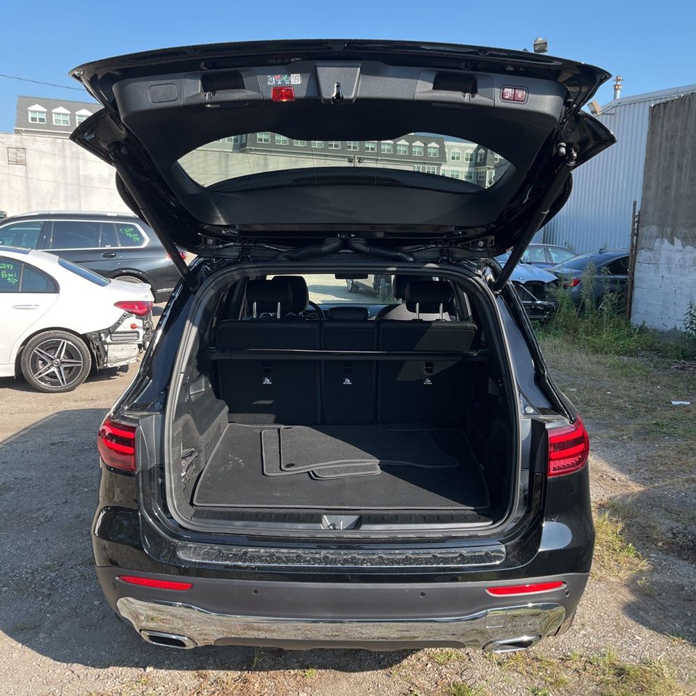 2025 Mercedes-Benz GLB GLB 250 4MATIC