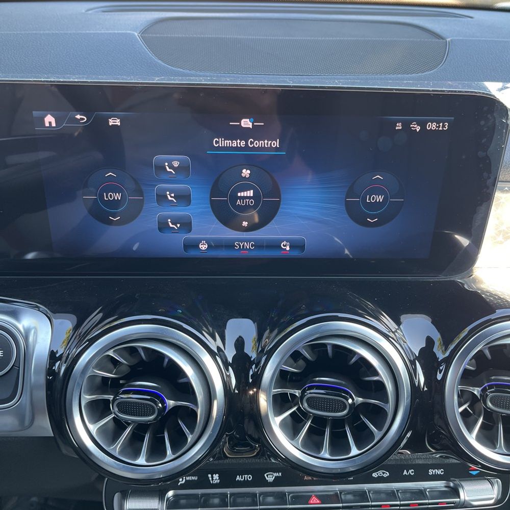 2025 Mercedes-Benz GLB GLB 250 4MATIC