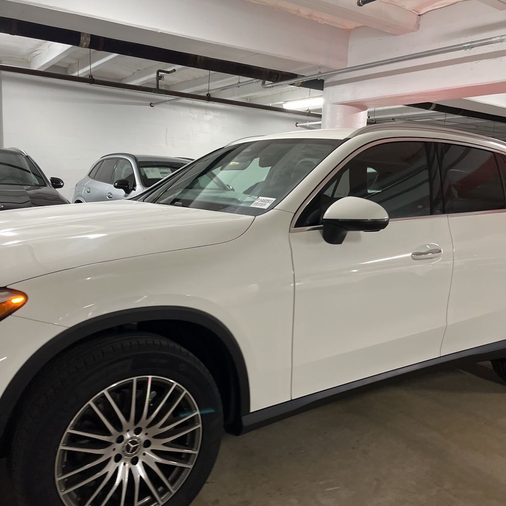 2025 Mercedes-Benz GLC GLC 300