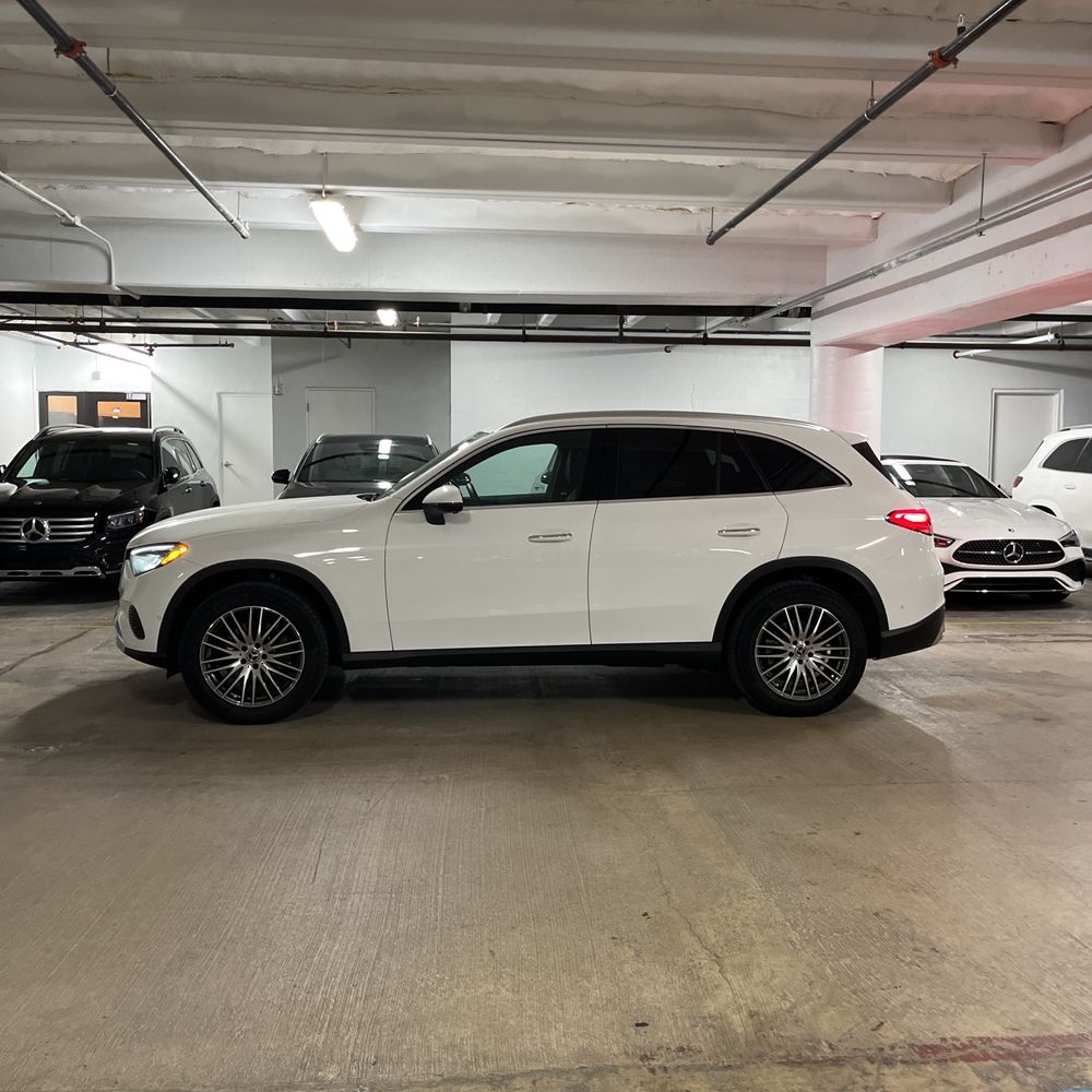 2025 Mercedes-Benz GLC GLC 300