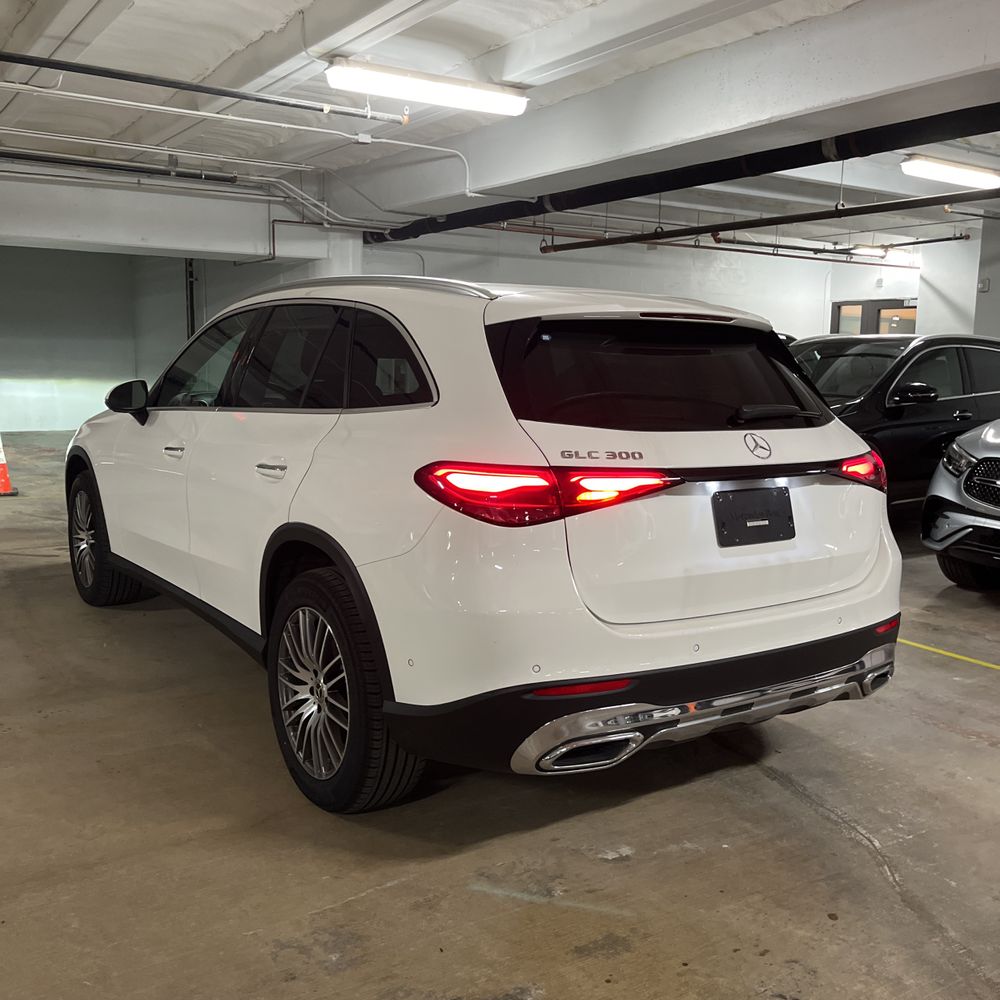 2025 Mercedes-Benz GLC GLC 300