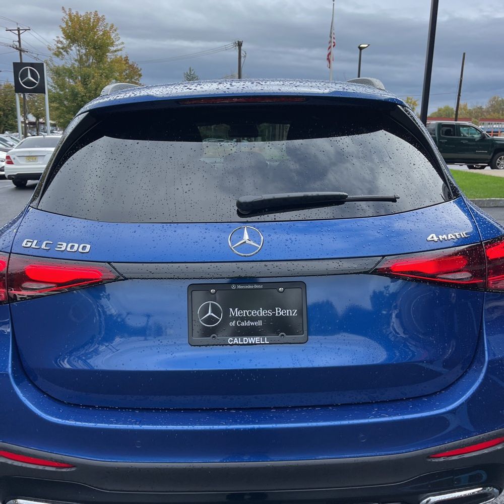 2025 Mercedes-Benz GLC GLC 300 4MATIC