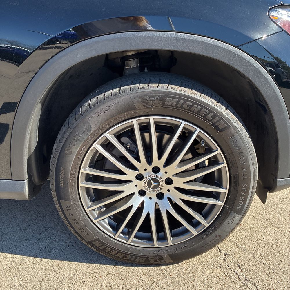 2024 Mercedes-Benz GLC GLC300