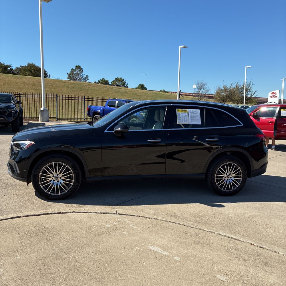 2024 Mercedes-Benz GLC GLC300