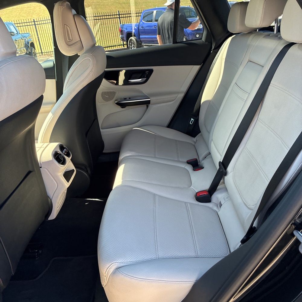 2024 Mercedes-Benz GLC GLC300
