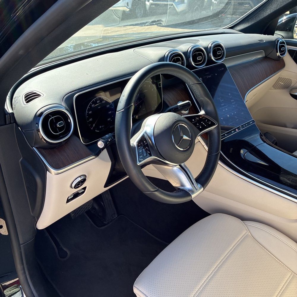 2024 Mercedes-Benz GLC GLC300