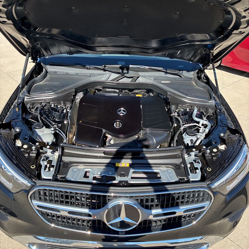 2024 Mercedes-Benz GLC GLC300