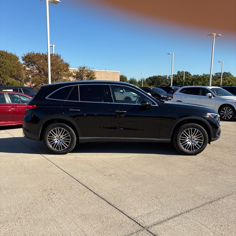 2024 Mercedes-Benz GLC GLC300