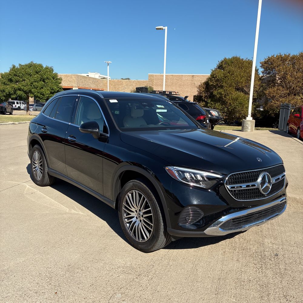 2024 Mercedes-Benz GLC GLC300