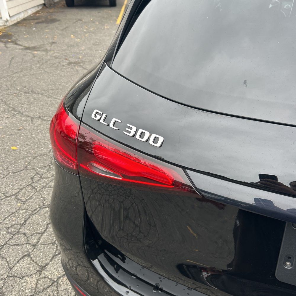 2024 Mercedes-Benz GLC GLC300