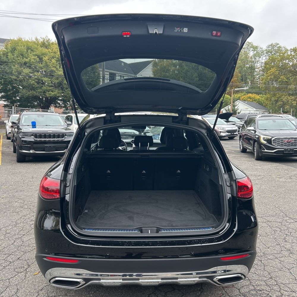 2024 Mercedes-Benz GLC GLC300