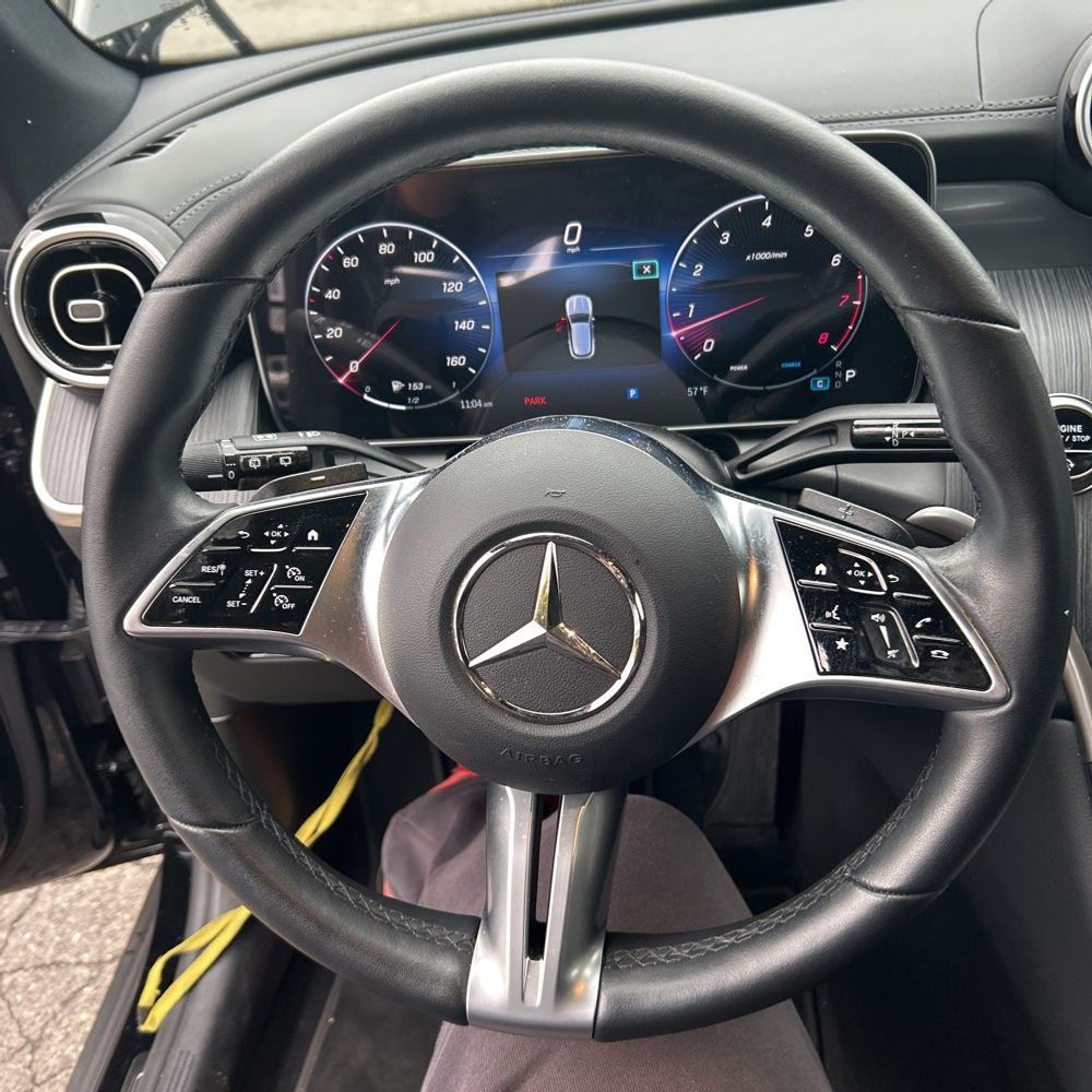 2024 Mercedes-Benz GLC GLC300