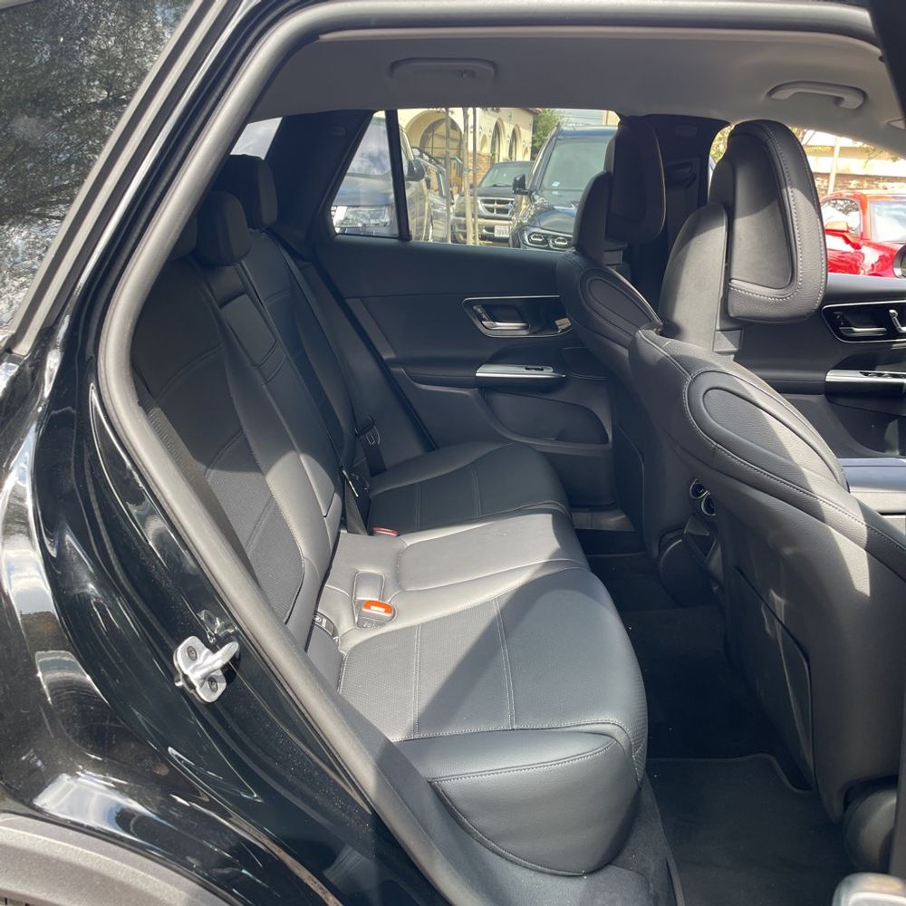 2025 Mercedes-Benz GLC GLC350e