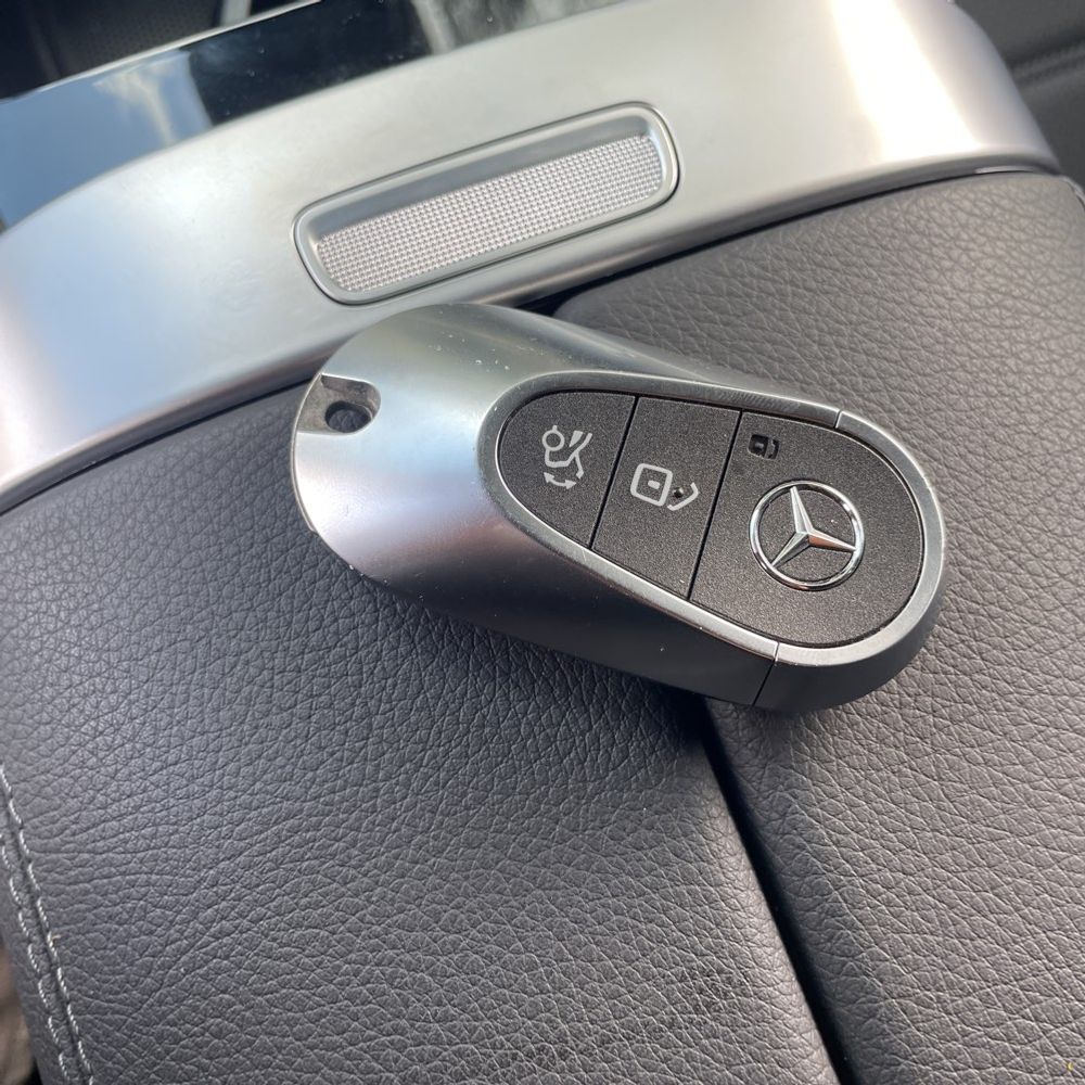 2025 Mercedes-Benz GLC GLC350e