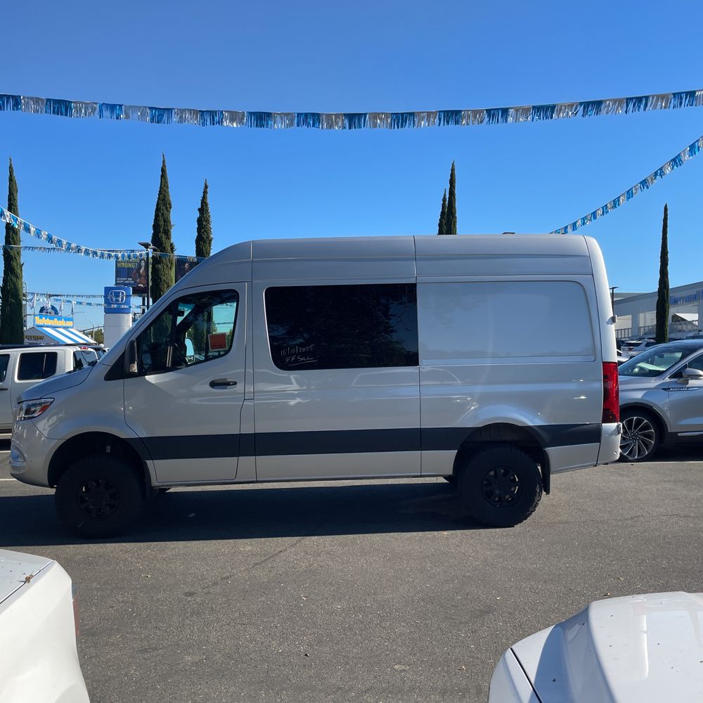 2024 Mercedes-Benz Sprinter 2500
