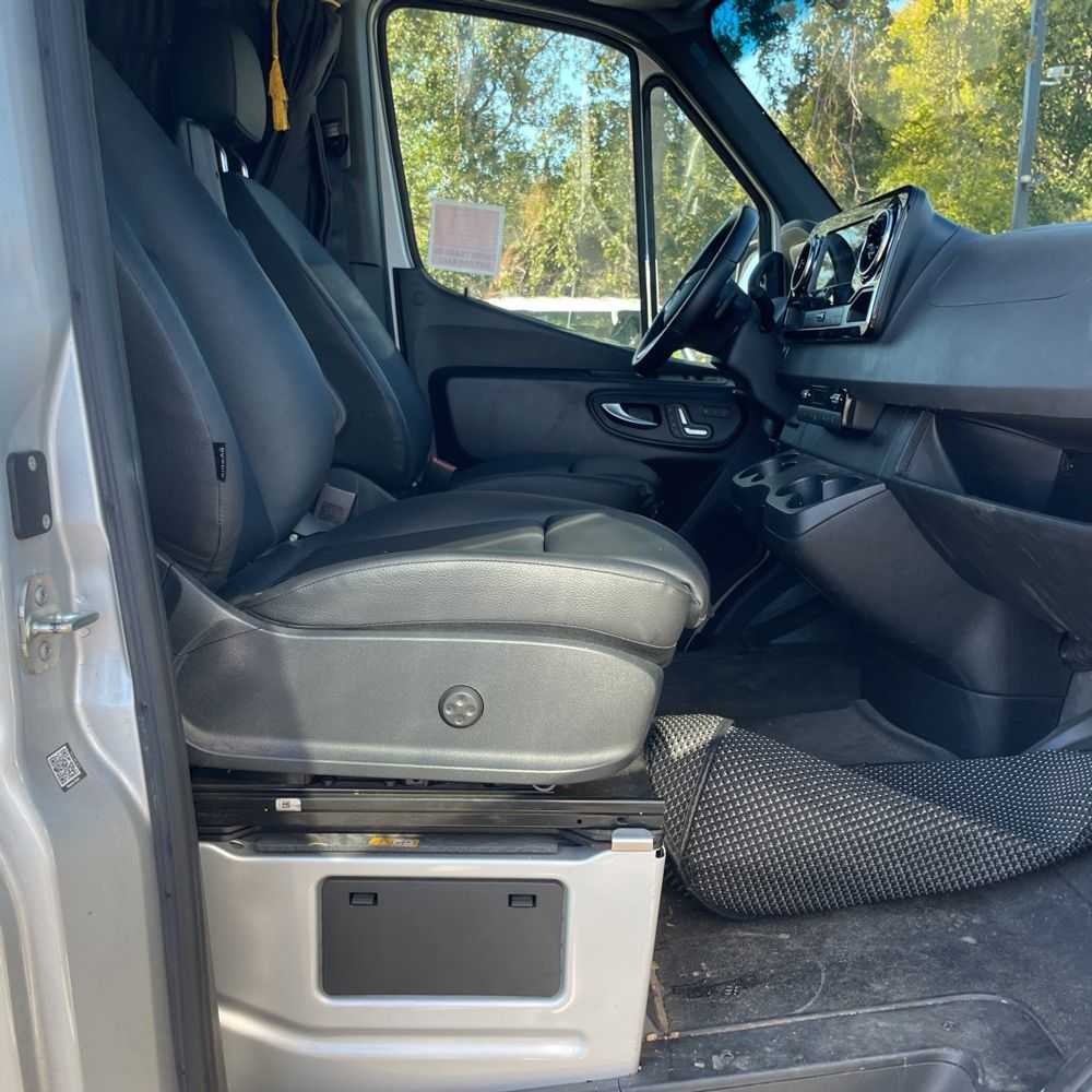 2024 Mercedes-Benz Sprinter 2500