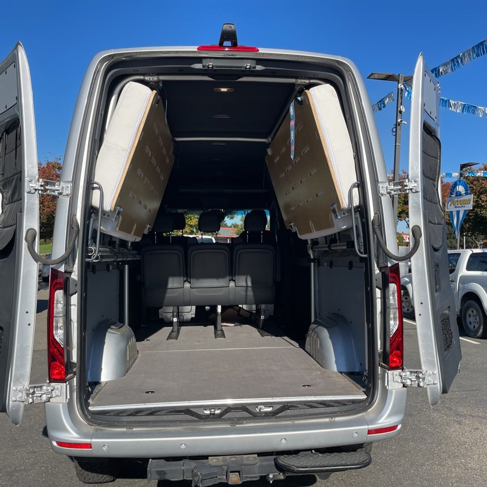 2024 Mercedes-Benz Sprinter 2500