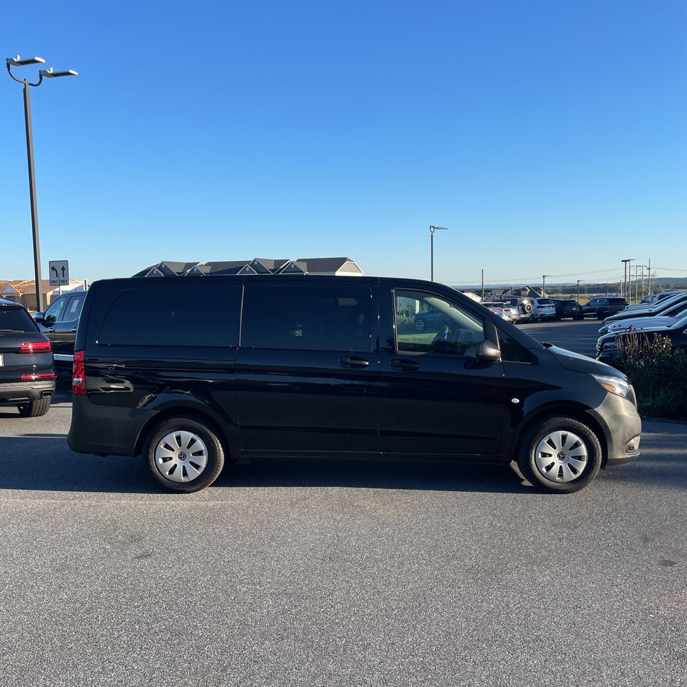 2023 Mercedes-Benz Metris Passenger