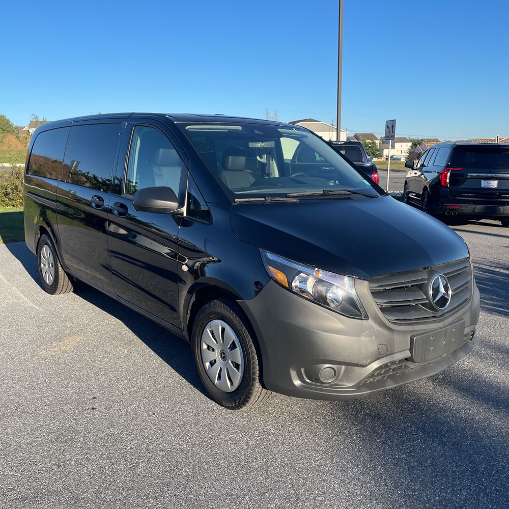 2023 Mercedes-Benz Metris Passenger