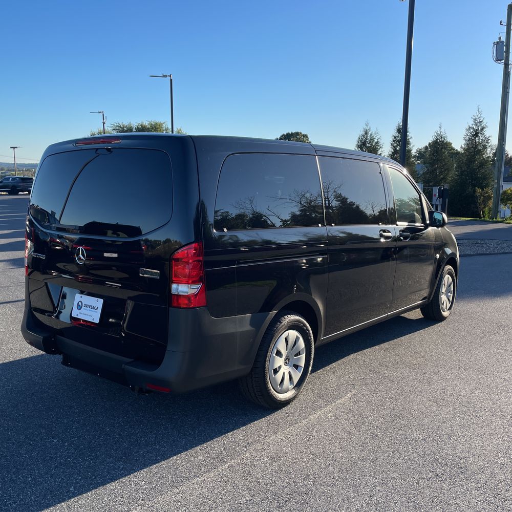 2023 Mercedes-Benz Metris Passenger