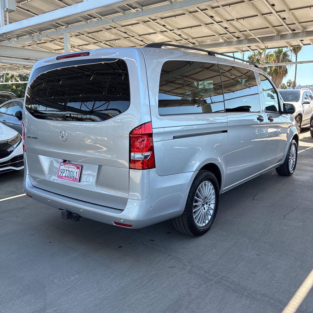 2023 Mercedes-Benz Metris Base