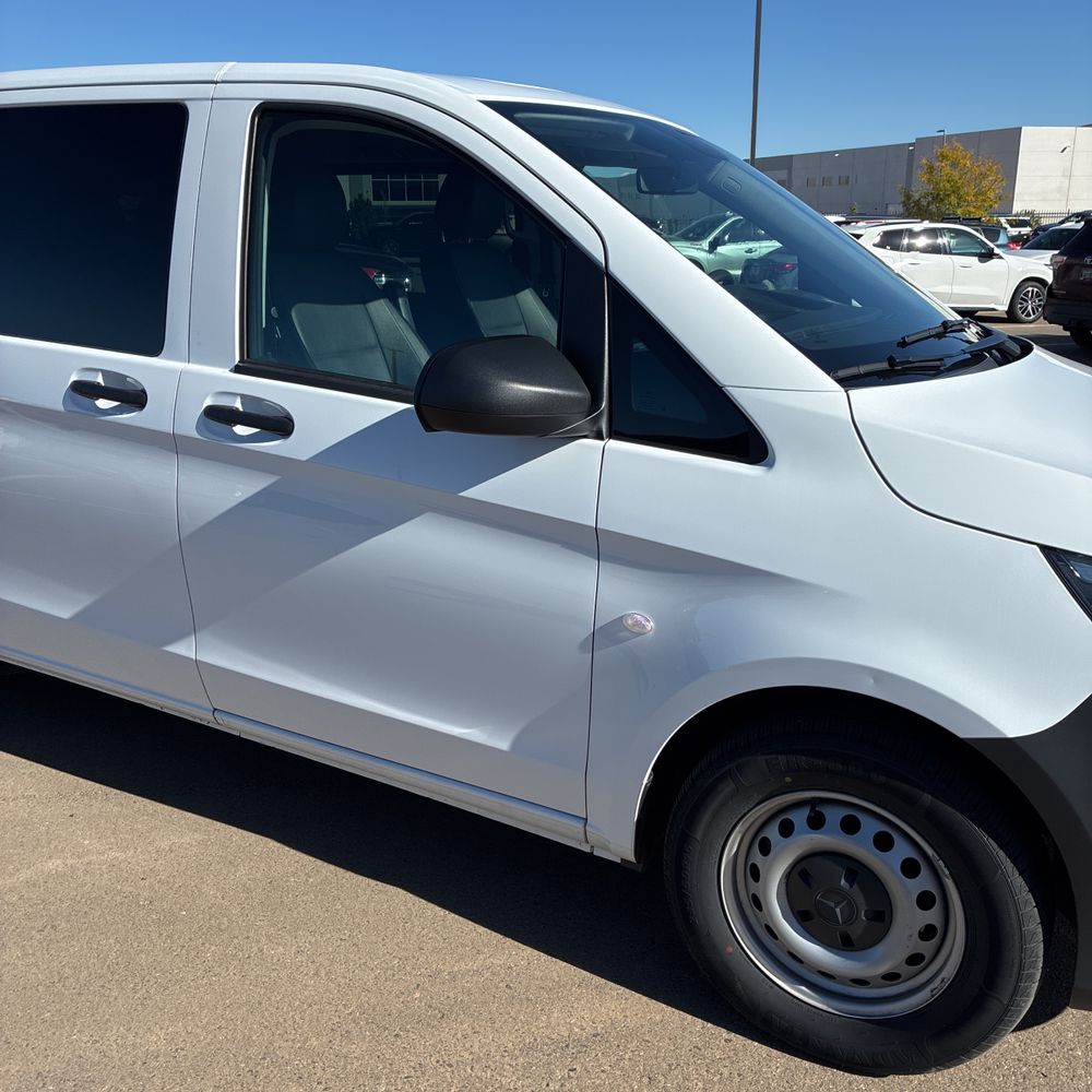 2023 Mercedes-Benz Metris Passenger