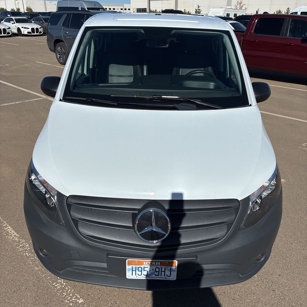 2023 Mercedes-Benz Metris Passenger